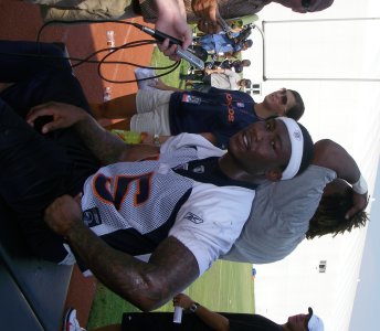 Brandon_Marshall__DEN_WR.jpg