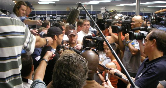 ROMO_MEDIA_MOB.jpg ROMO_MEDIA_MOB.jpg