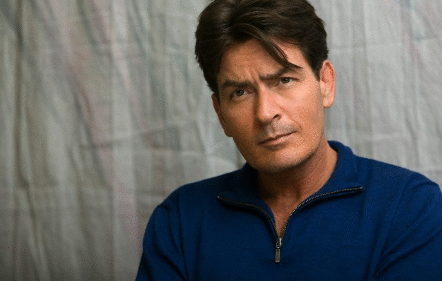 Charlie-Sheen-charlie-sheen-31169683-640-407.gif