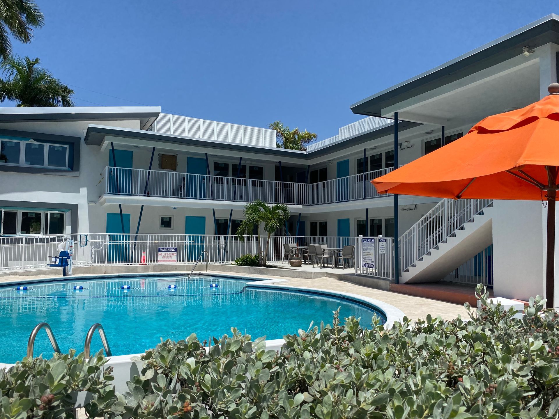 www.rolobeachhotel.com
