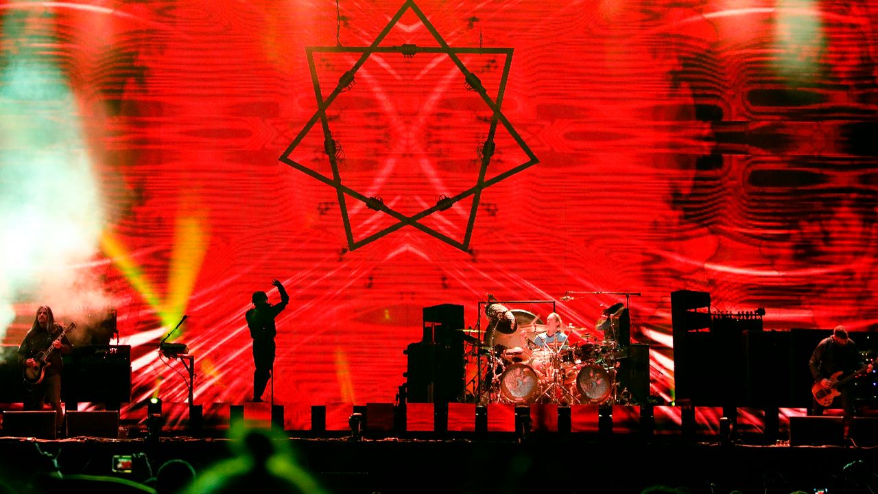 pitchfork.com